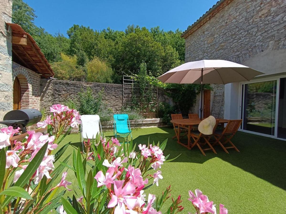 Maison Sur Le Lot Saint-Vincent-Rive-dʼOlt Εξωτερικό φωτογραφία