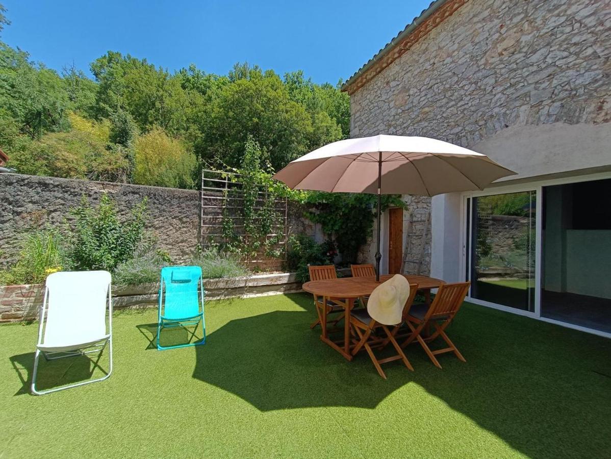 Maison Sur Le Lot Saint-Vincent-Rive-dʼOlt Εξωτερικό φωτογραφία