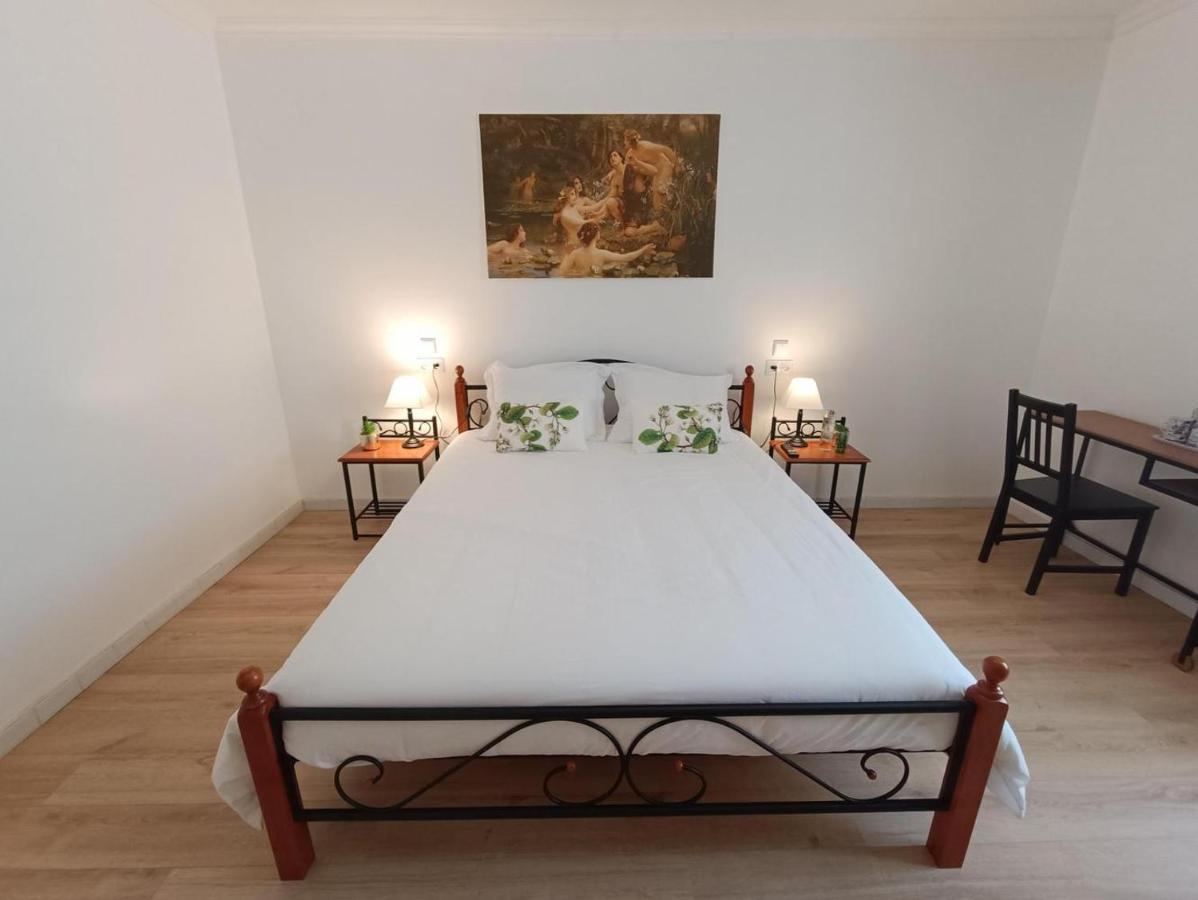 Maison Sur Le Lot Saint-Vincent-Rive-dʼOlt Εξωτερικό φωτογραφία